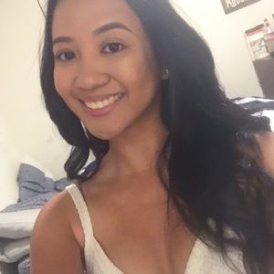 Meet your Posher, Anessa